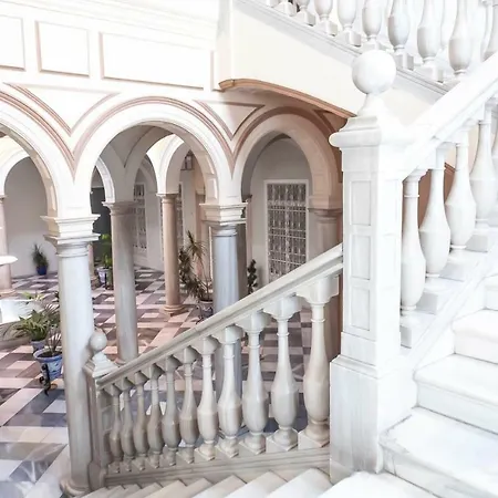Pajaritos Palace By Valcambre